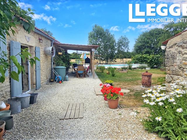 Maison vente à Fontenay-le-Comte, Foussais-payré