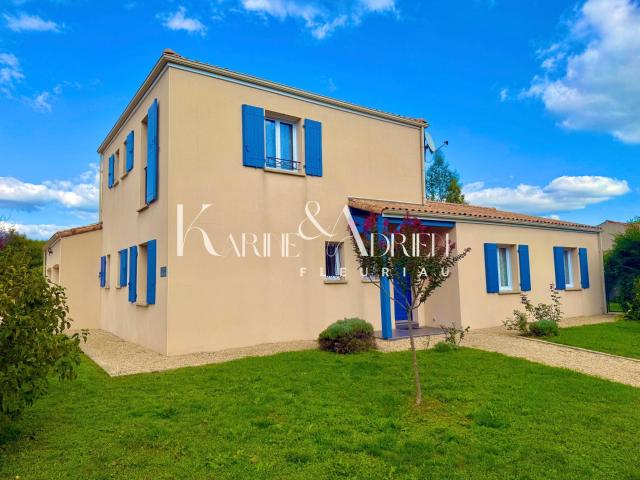 Maison vente à Fontenay-le-Comte, Foussais-payré