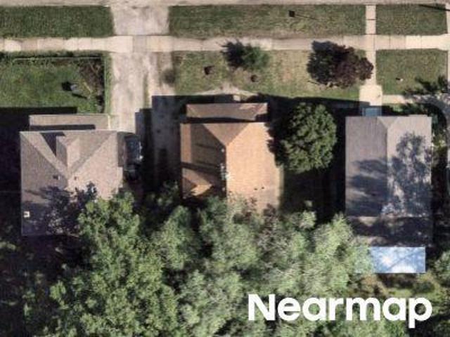 House for sale in Waterloo, Black Hawk County