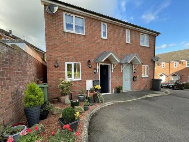 House for sale in Lyons, Greater London