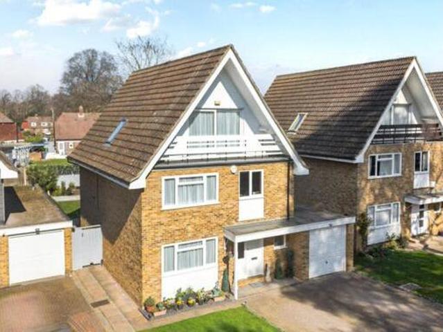 House for sale in Weybridge, Elmbridge