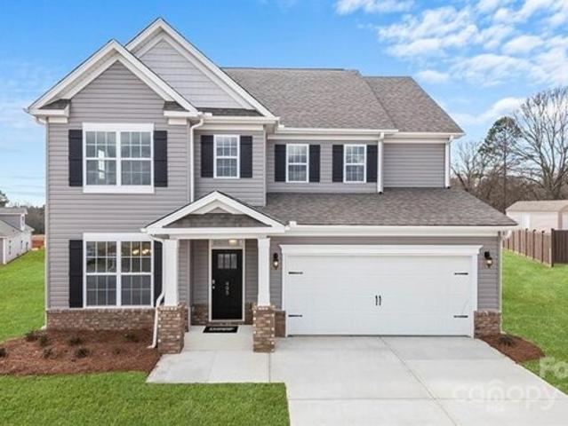 House for sale in Hendersonville