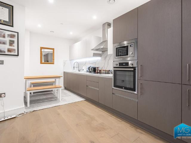 Apartment for rent in London Borough of Enfield, Greater London