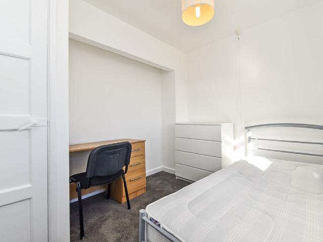 Room for rent in Stanmore, Hampshire