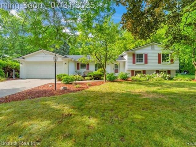 House for sale in Bloomfield Hills