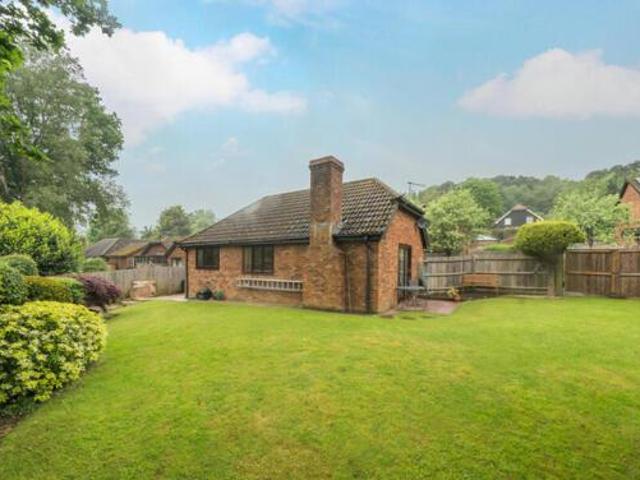 House for sale in Fole, Surrey