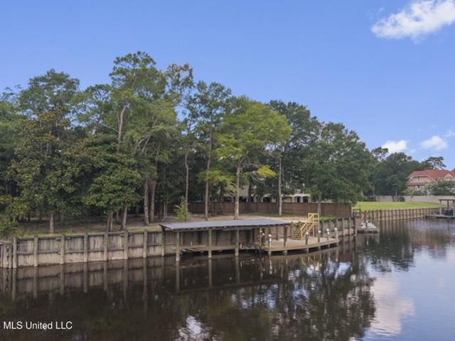 Land for sale in Biloxi, Mississippi