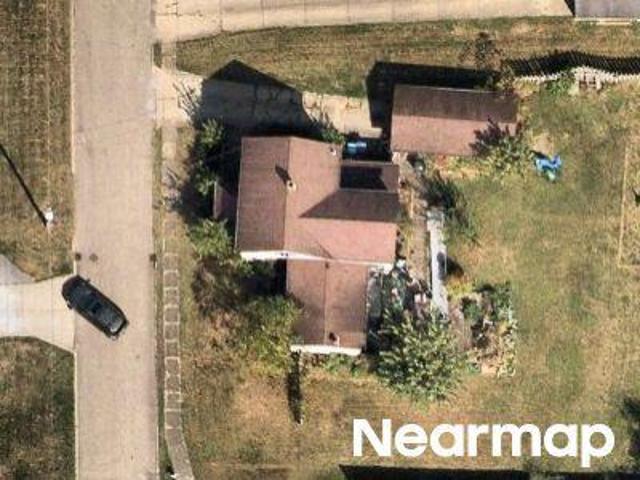 House for sale in Hubbard, Ohio