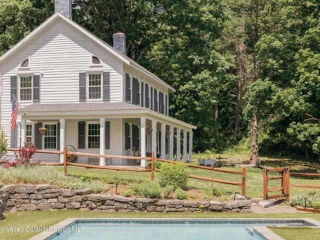 House for sale in Alcove, New York