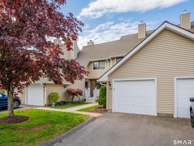 House for sale in Newington, Connecticut