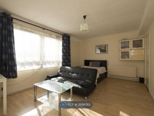 Studio for rent in Fitzrovia, Greater London