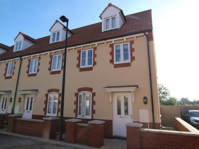House for rent in Harry Stoke, Stoke Gifford