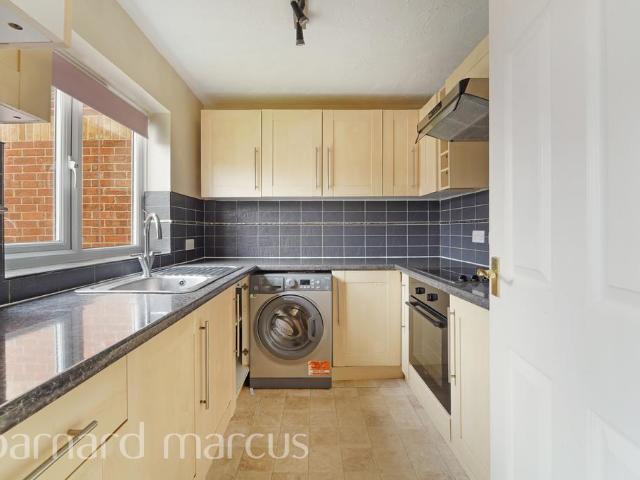 Apartment for rent in London Borough of Sutton, Greater London