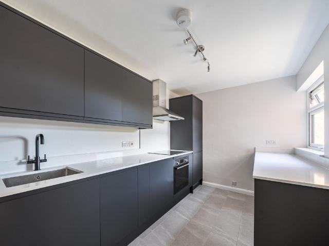 Apartment for rent in London Borough of Bromley, Greater London
