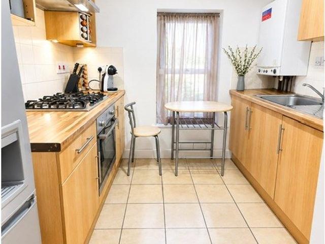 House for rent in California, Key Street
