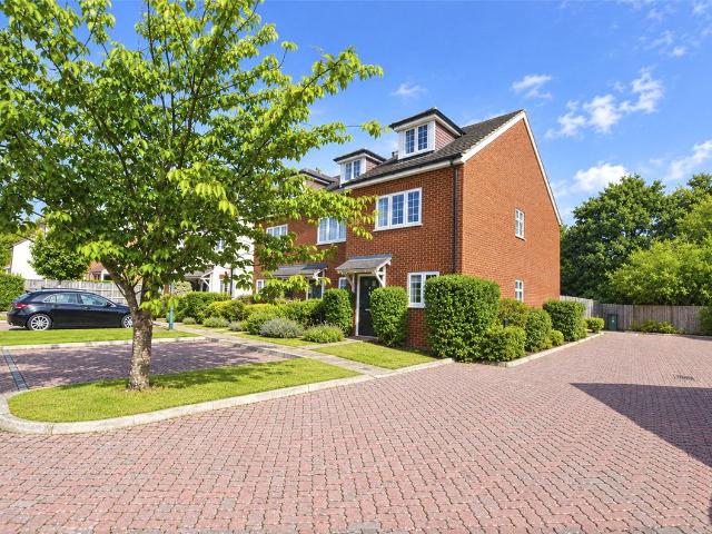 House for rent in Bisley, Surrey Heath