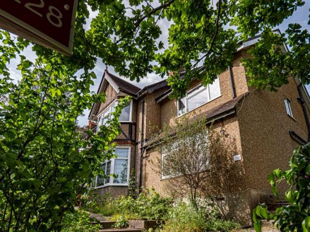 Apartment for rent in London Borough of Croydon, Purley