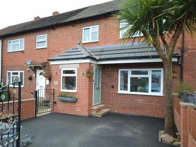 House for sale in Mirfield, West Yorkshire