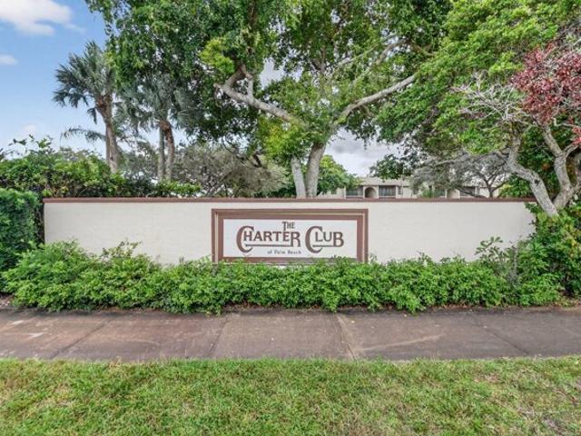 Condo for sale in Greenacres, Florida