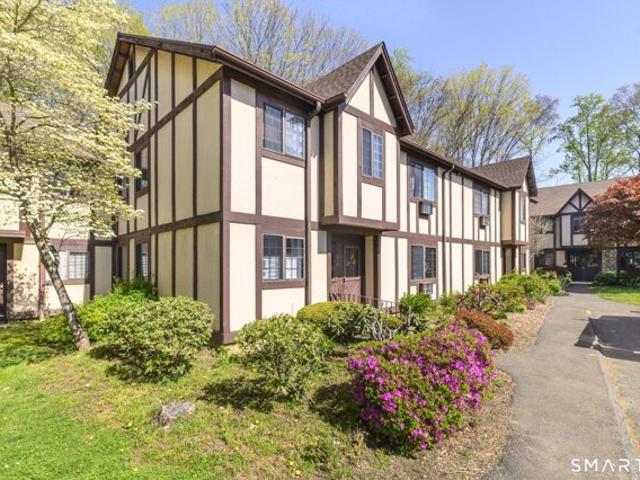 Condo for sale in Milford, South Central Connecticut Planning Region