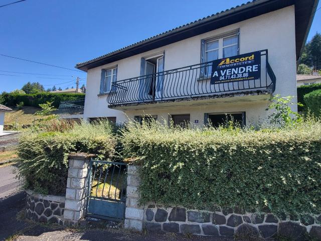 Maison vente à Mauriac, Riom-ès-montagnes
