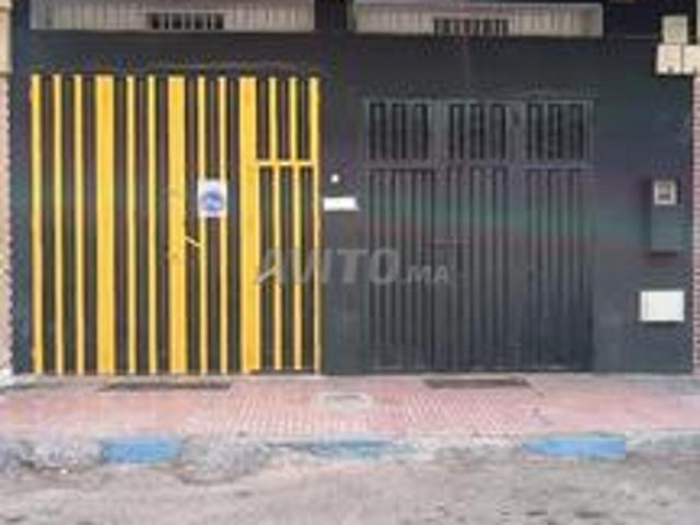Local commercial vente à Anfa, Gharb-Chrarda-Beni Hssen