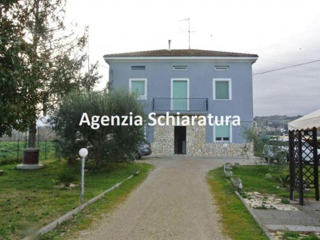 Villa Indipendente in vendita a Marche, Pesaro E Urbino
