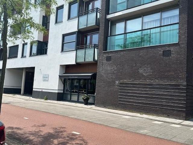 Appartement te huur in Carnisselande, Barendrecht