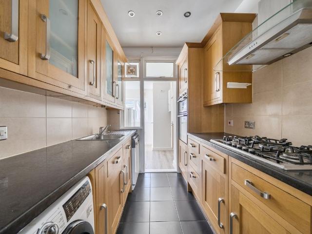 House for rent in London Borough of Merton, Mitcham