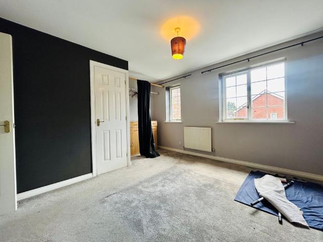 Townhouse for rent in Heatherton, East Midlands