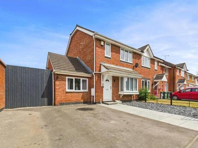 House for sale in Gloucester, Gloucestershire