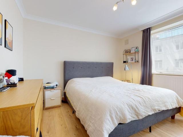 Apartment for rent in St. John's Wood, Greater London