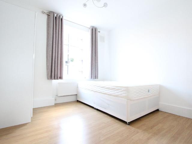 Room for rent in St. John's Wood, Greater London