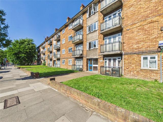 Apartment for rent in Charlton Riverside, Greater London