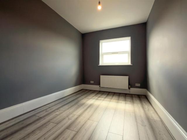Apartment for rent in Charlton Riverside, Greater London