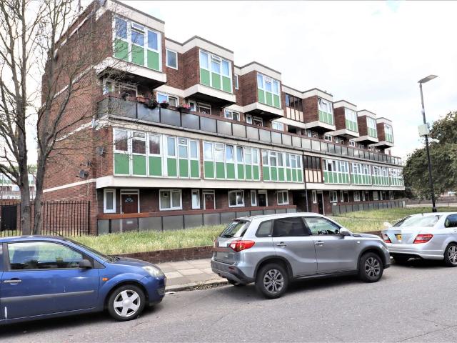 Apartment for rent in Charlton Riverside, Greater London