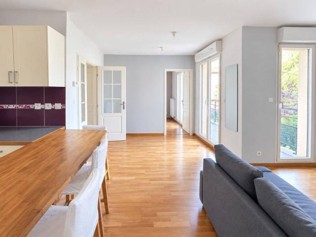 Appartement location à Francheville-le-Haut, Francheville