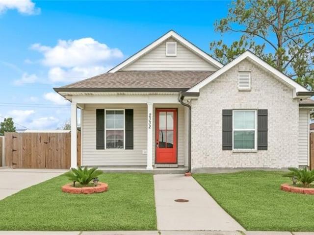 House for sale in Violet