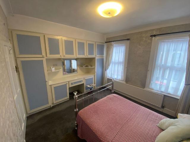 House for rent in Seven Kings, Greater London