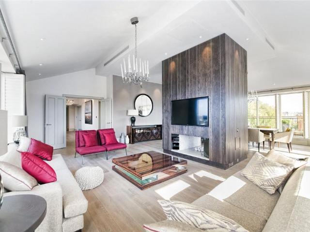 Apartment for rent in Fulham, Greater London