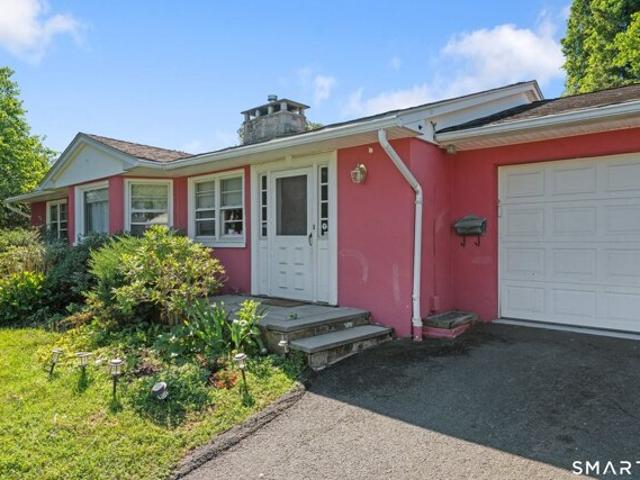 House for sale in Danbury, Connecticut