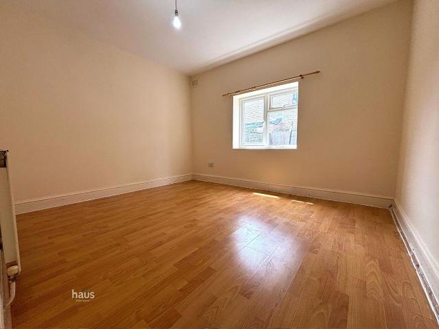 Apartment for rent in Leyton, Greater London