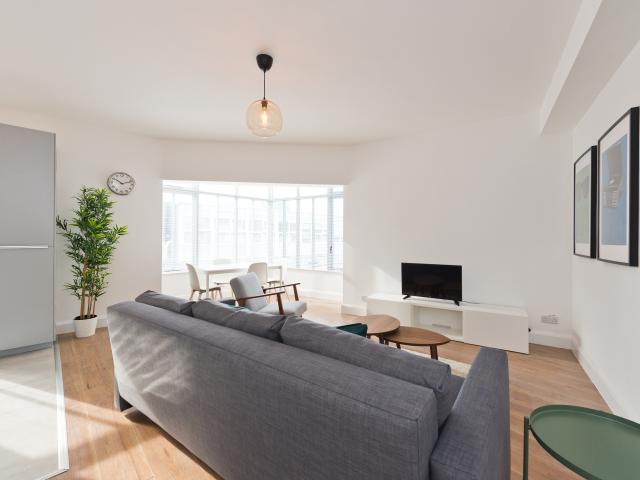 Apartment to rent in Bluebell, North Tipperary