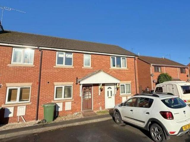 House for sale in Foxholes, Rushock