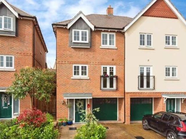 House for sale in Sandown Park, Kent