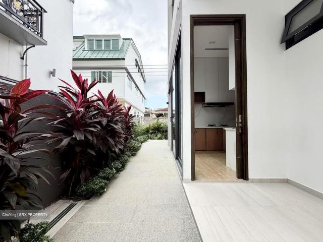 Detached House for sale