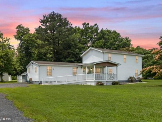 House for sale in Frankford