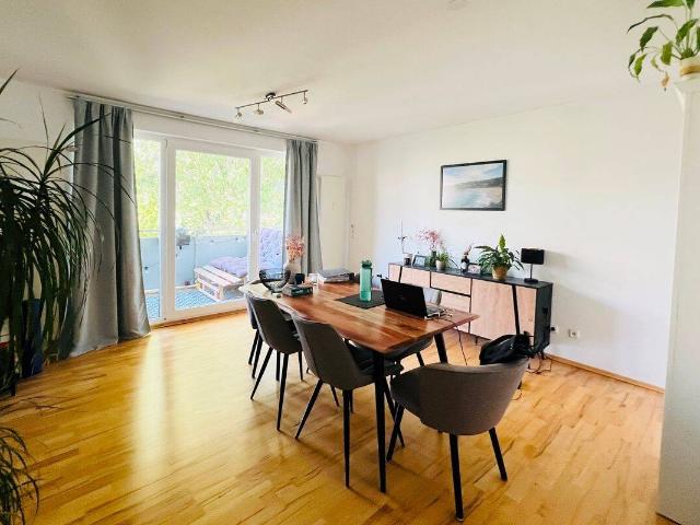 Etagenwohnung kaufen in Frankfurt am Main