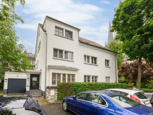 Haus kaufen in Frankfurt am Main, Hessen