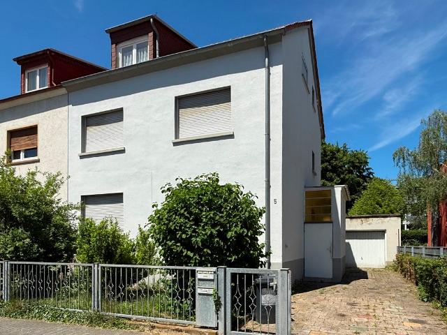 Doppelhaushälfte kaufen in Sachsenhausen, Hessen